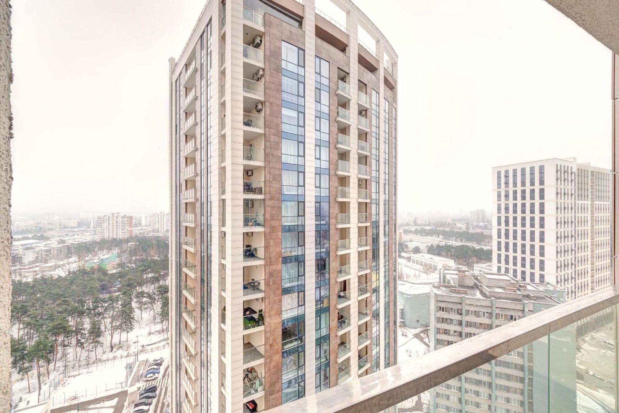 Apartment Voskresenska 18 , Парковые Озера Kyjev Pokoj fotografie